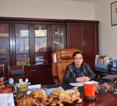 混凝土、倪文勇