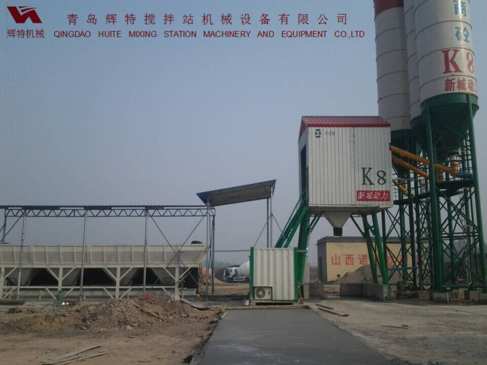 輝特混凝土攪拌站HZS50攪拌性能強，攪拌均勻、迅速，生產(chǎn)效率高
