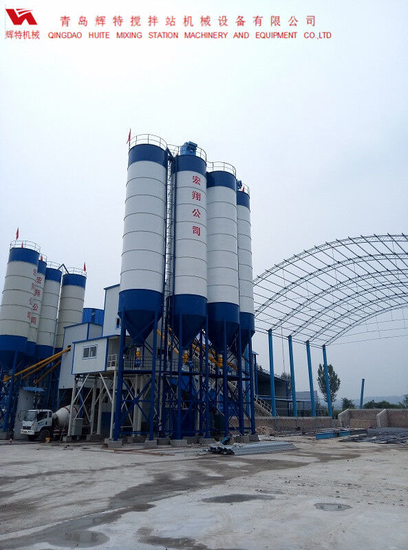 輝特混凝土攪拌站HZS120---直觀的操作畫面，簡(jiǎn)單易懂