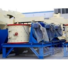 立式復合破碎機價格多少？廠家直銷YL94