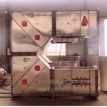 一款專用于大米種子的Z型提升機(jī)，驅(qū)動(dòng)功率小，節(jié)能環(huán)保，便與保養(yǎng)